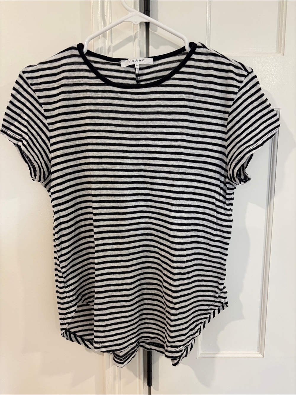Frame Black & White Striped 100% Linen Short Sleeve Tee